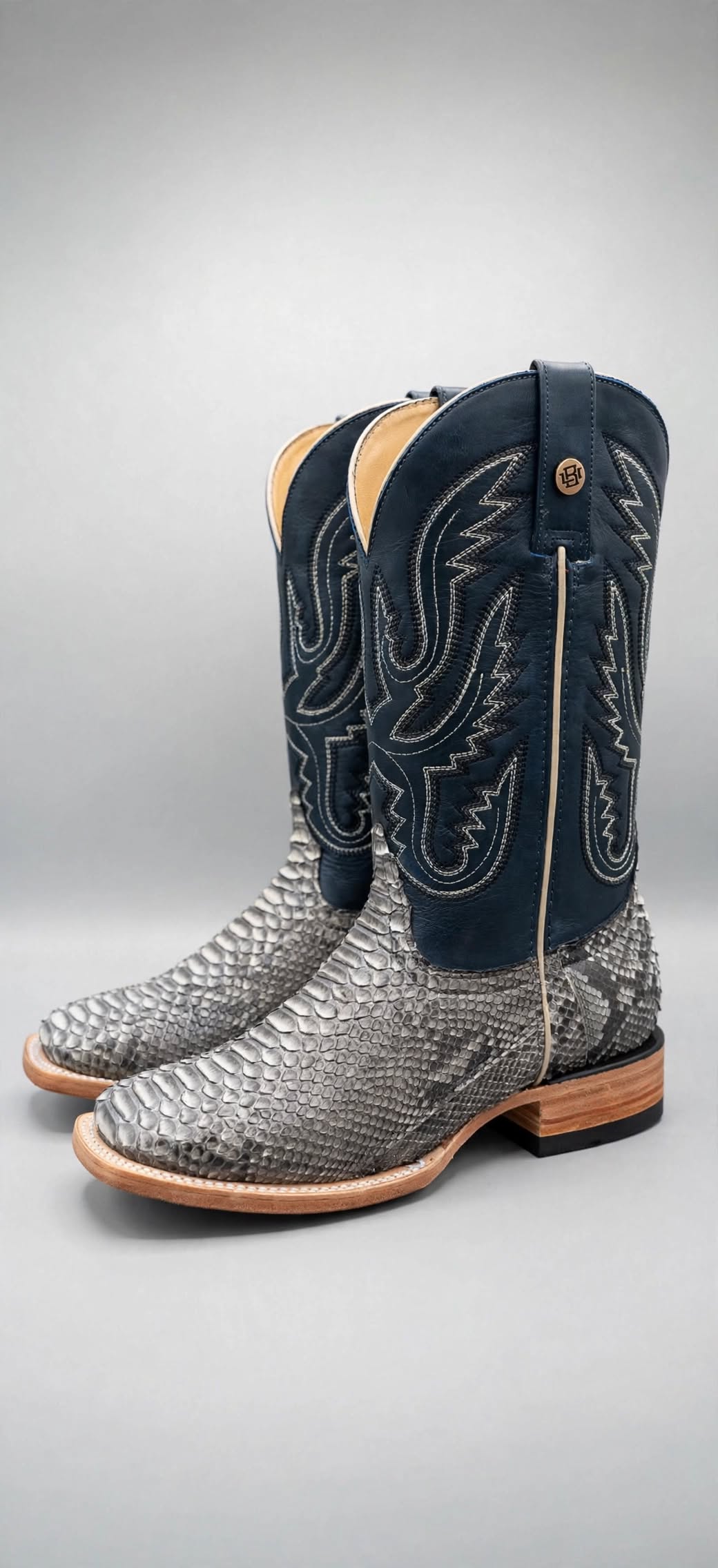 Bronzer Men's Nevado Exotic Python -Square Toe Boots