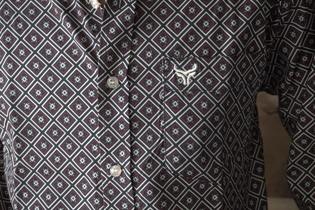 Men's Western Long Sleeve Button Shirt- Wine Bull